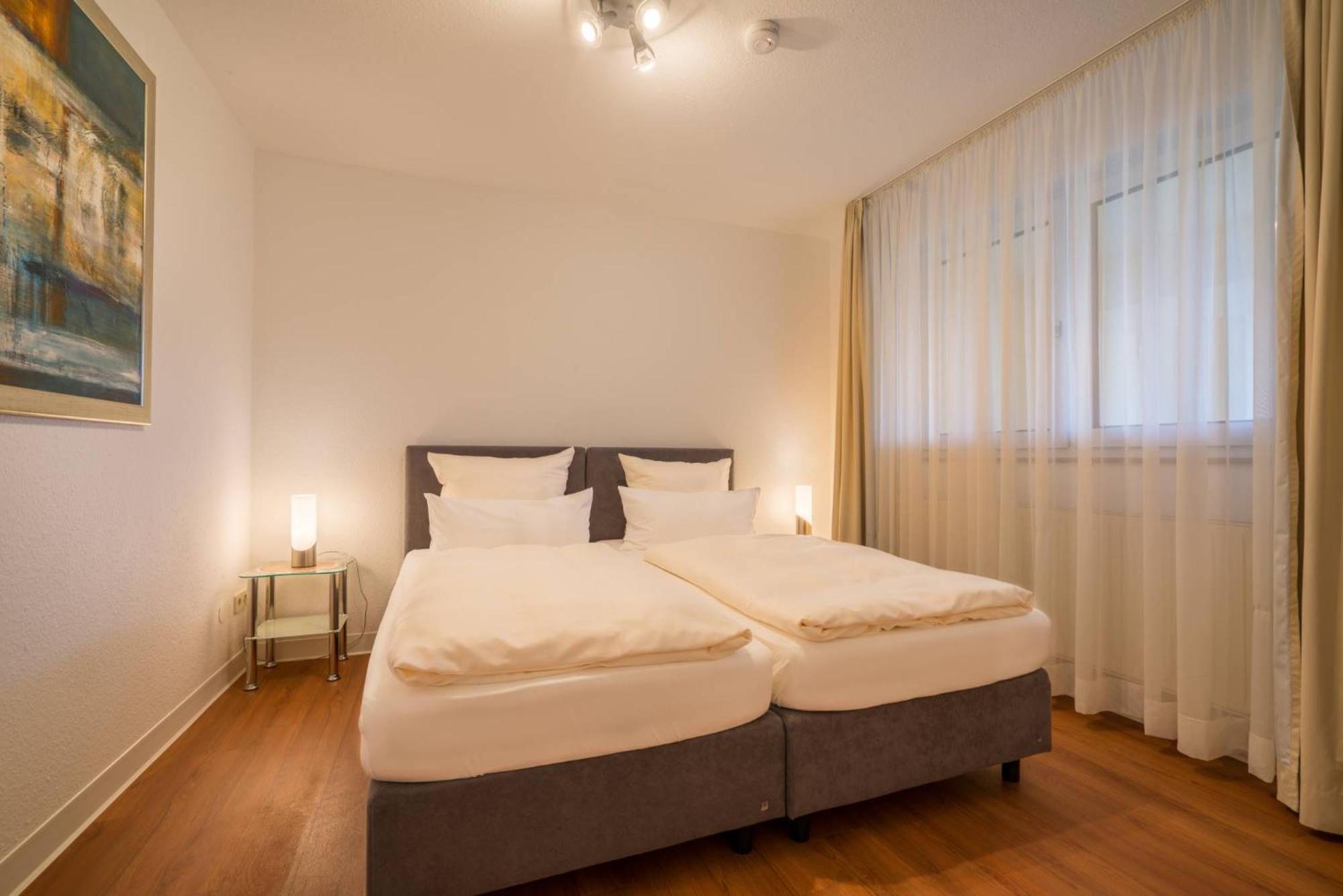Airporthotel Residenz Steinenbronn Екстериор снимка